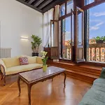 View Of Grand Canal Luxury Home - Station 5 Minutes